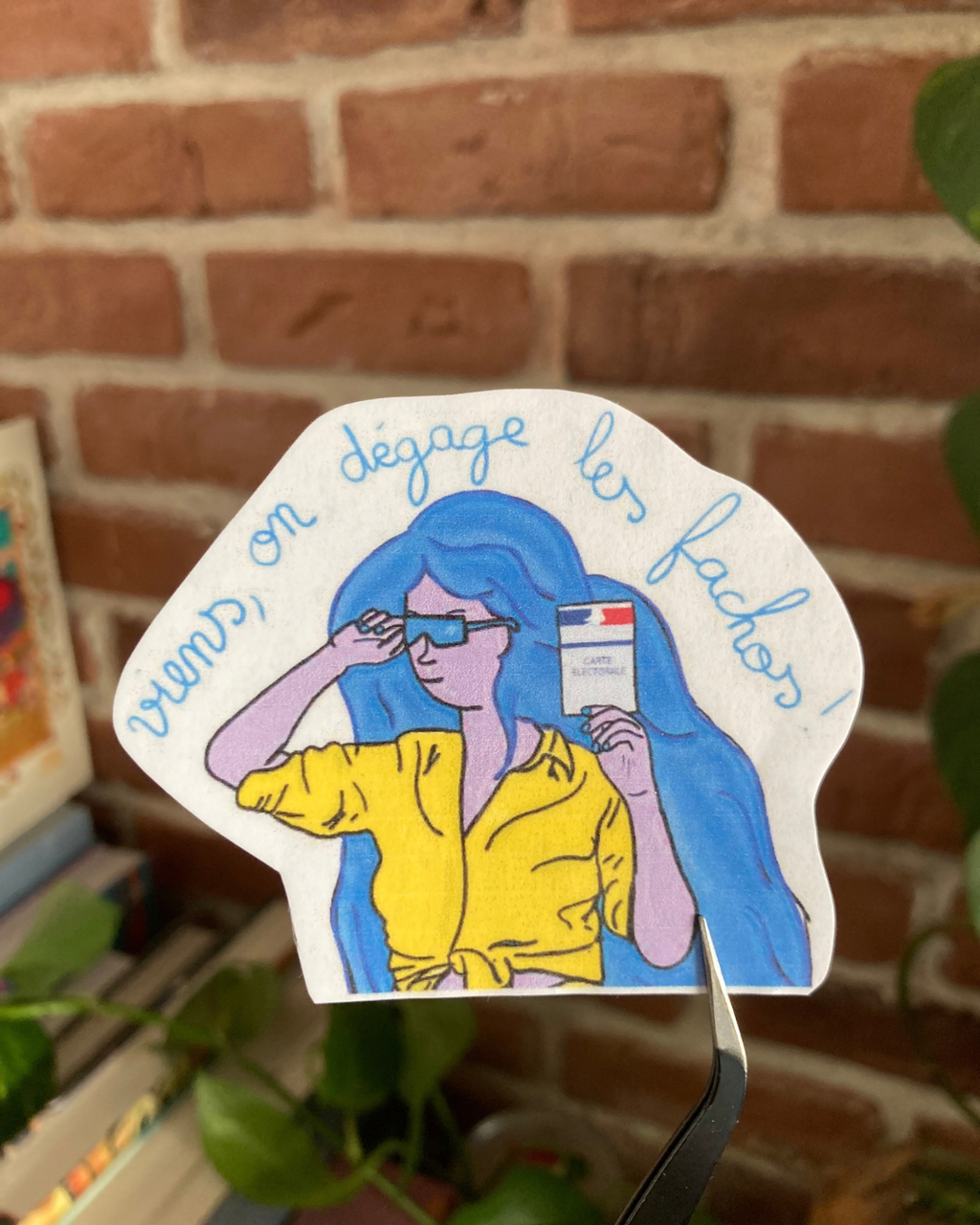 Viens, on dégage les fachos - Sticker