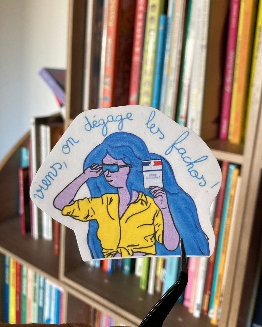 Viens, on dégage les fachos - Sticker