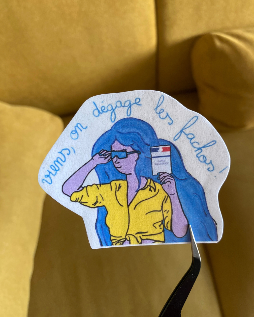 Viens, on dégage les fachos - Sticker
