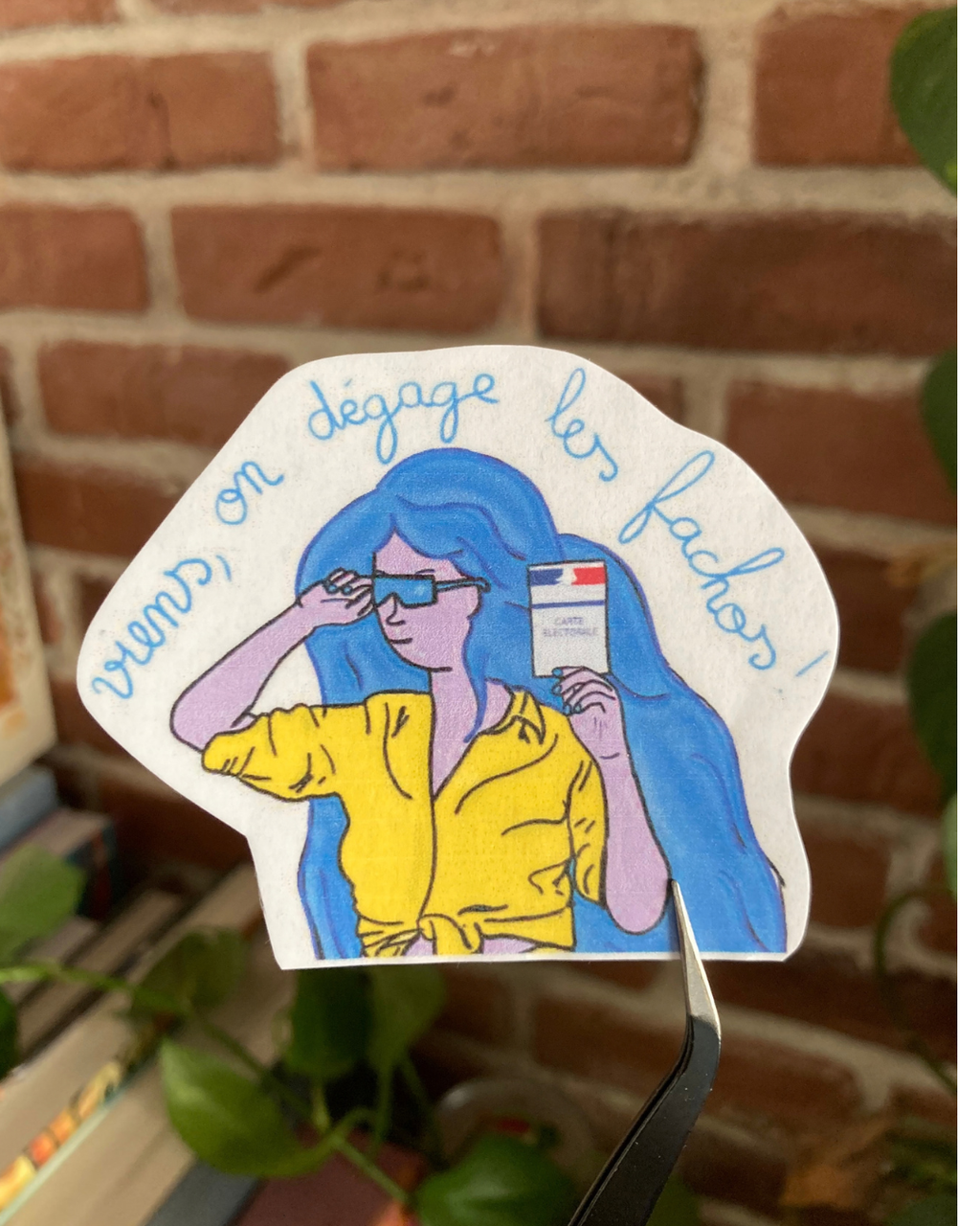 Viens, on dégage les fachos - Sticker